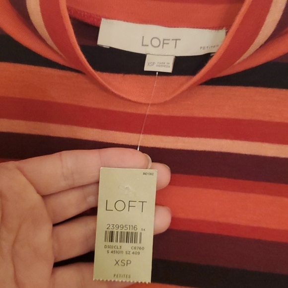 LOFT Turtle Neck Tee Shirt - NWT - Picture 2 of 4